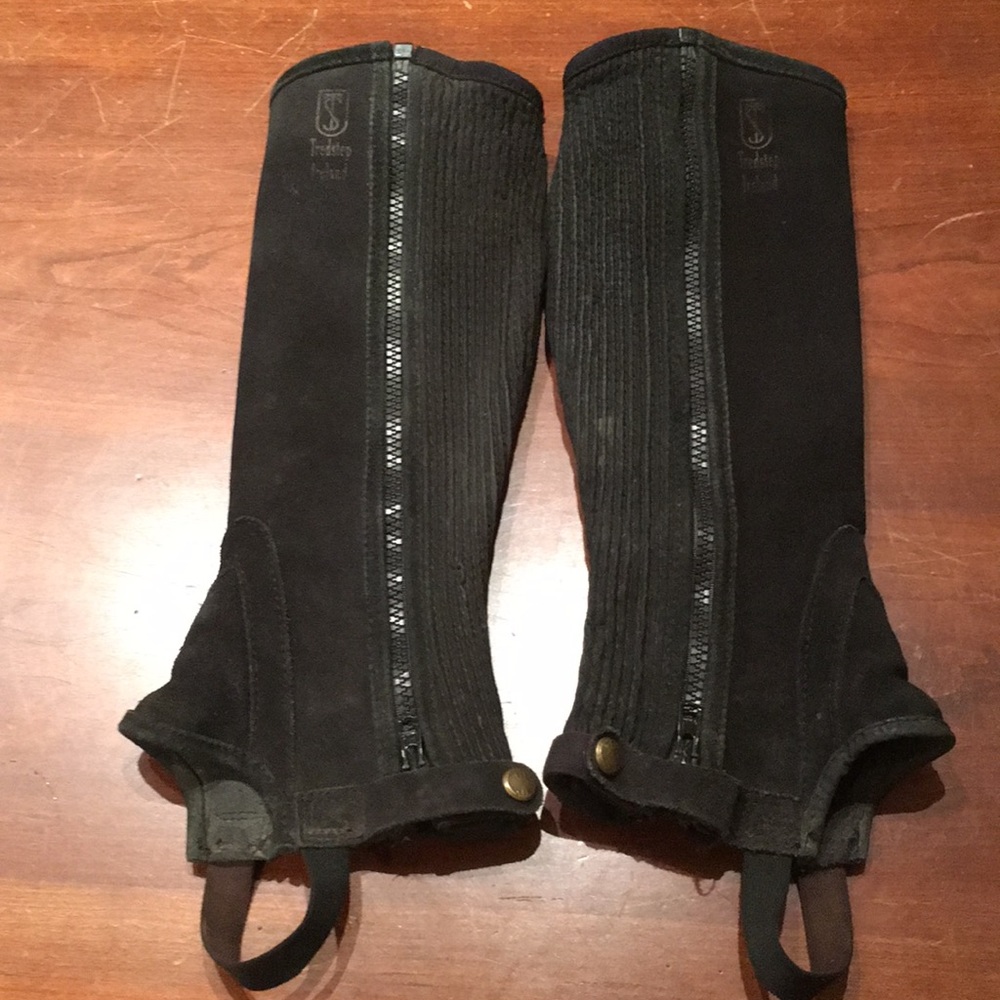 Tred Step Ireland women’s Half Chaps Black Suede
